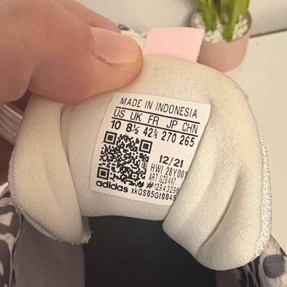 Adidas White Sneakers with Animal Print - Picture 2 of 7